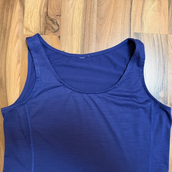 Ibex Indie Merino Wool Tank Top. Small - Picture 3 of 4